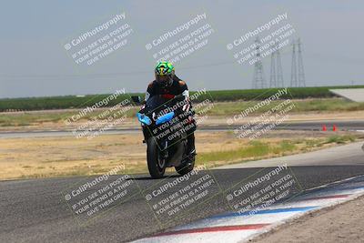 media/Jul-22-2023-TrackDaz (Sat) [[e9015ad89a]]/Group B/Wheelie Bump (1220pm)/